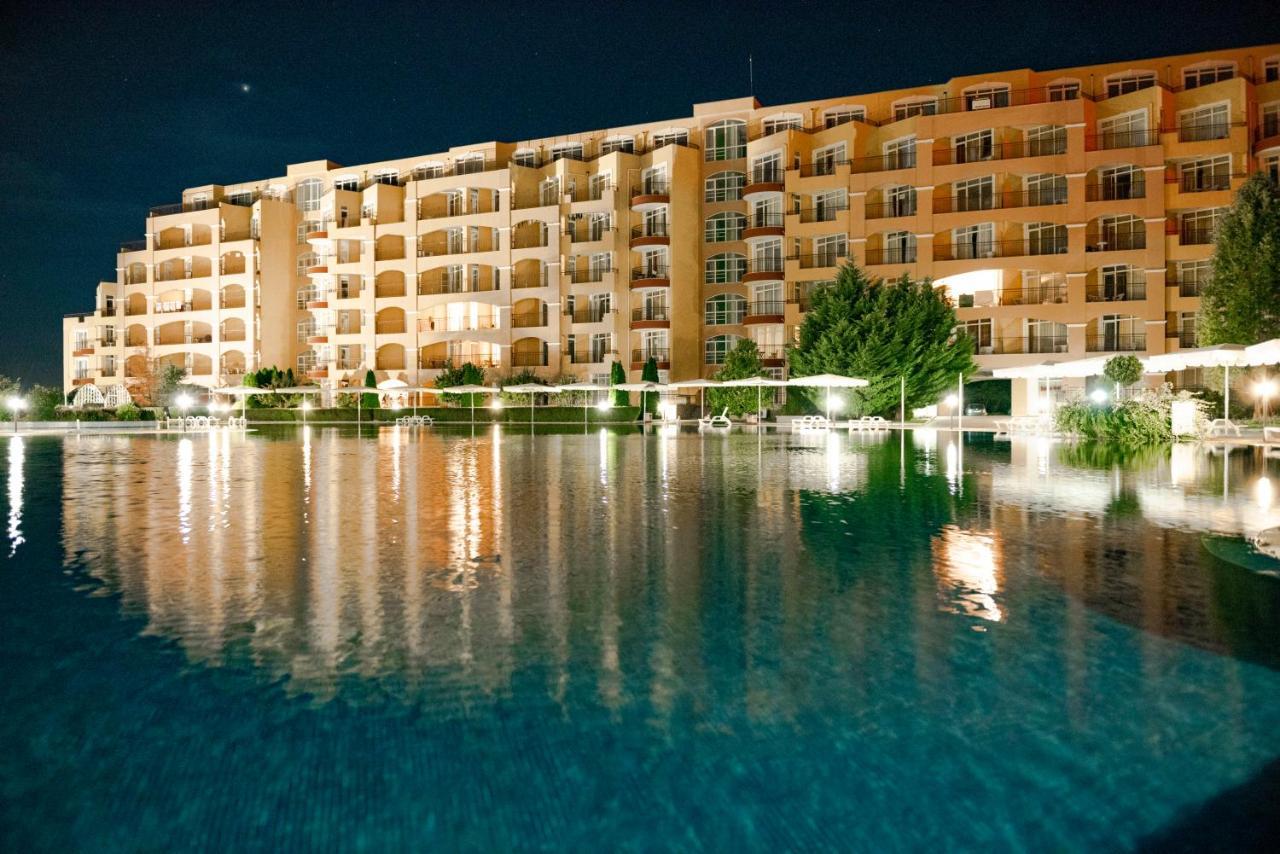 Menada Grand Resort Apartments Aheloy Εξωτερικό φωτογραφία