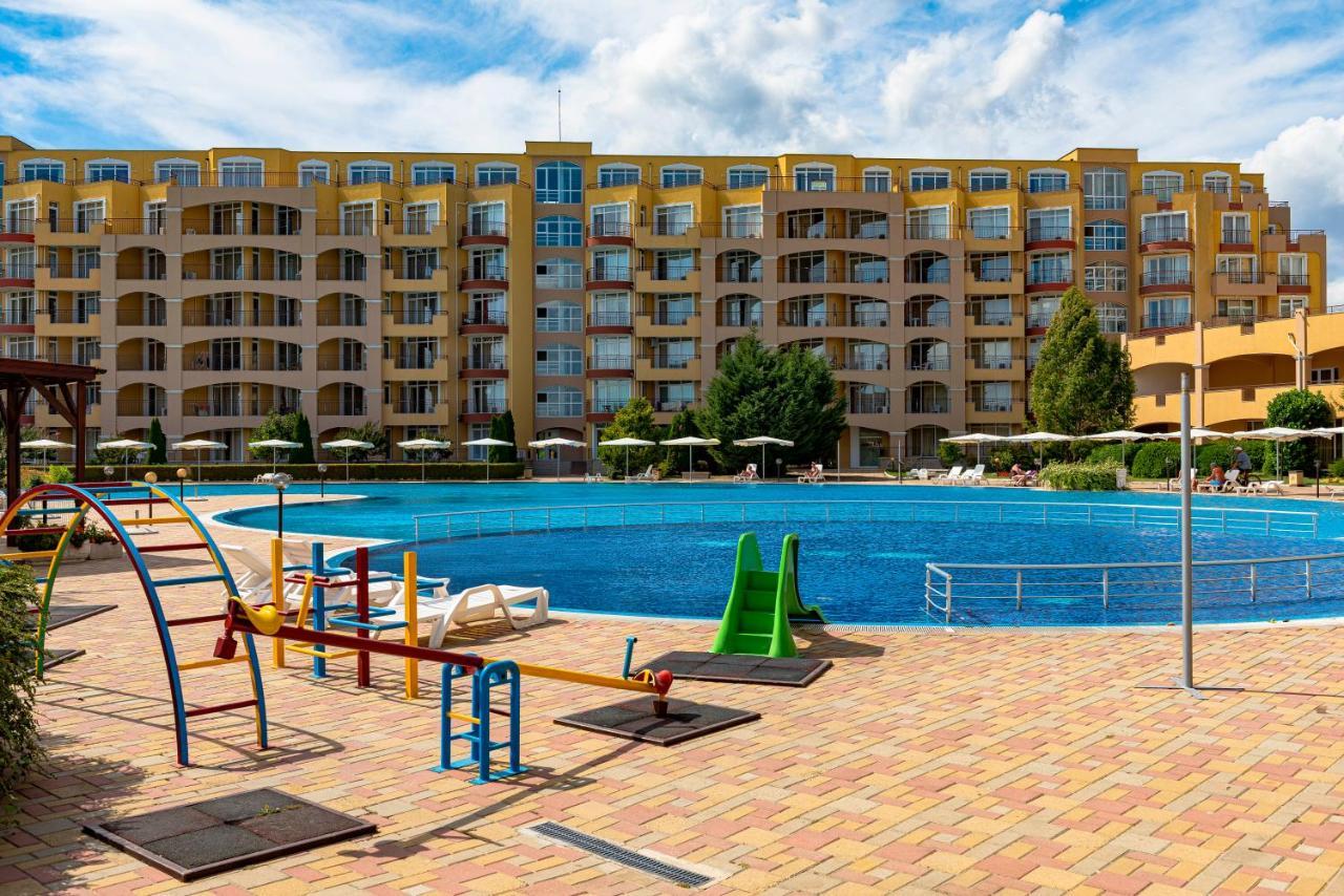 Menada Grand Resort Apartments Aheloy Εξωτερικό φωτογραφία