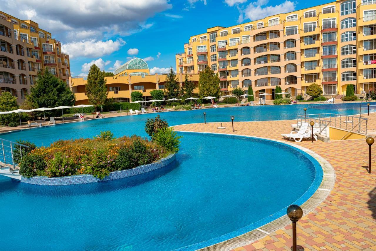 Menada Grand Resort Apartments Aheloy Εξωτερικό φωτογραφία