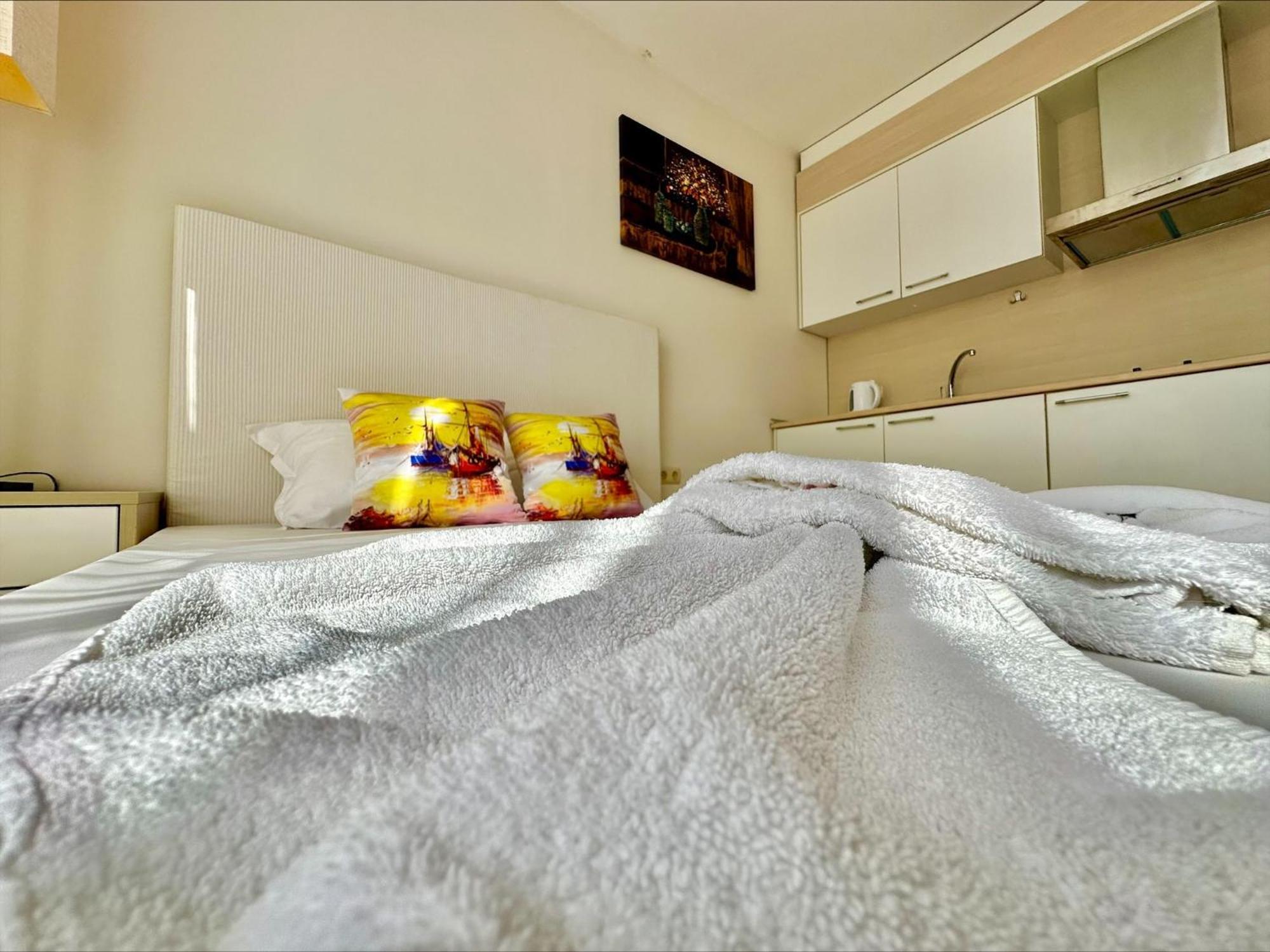Menada Grand Resort Apartments Aheloy Εξωτερικό φωτογραφία