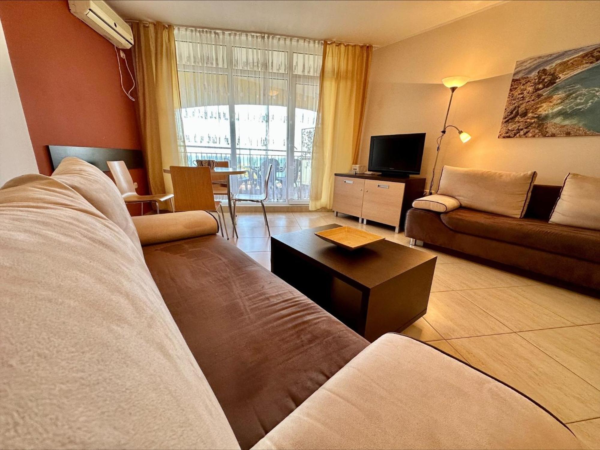 Menada Grand Resort Apartments Aheloy Εξωτερικό φωτογραφία